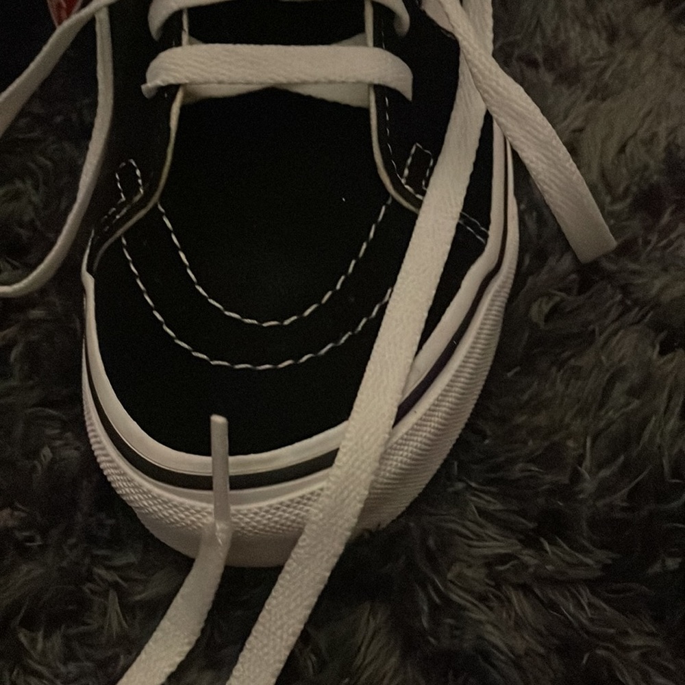 vans - Picture 6 of 8